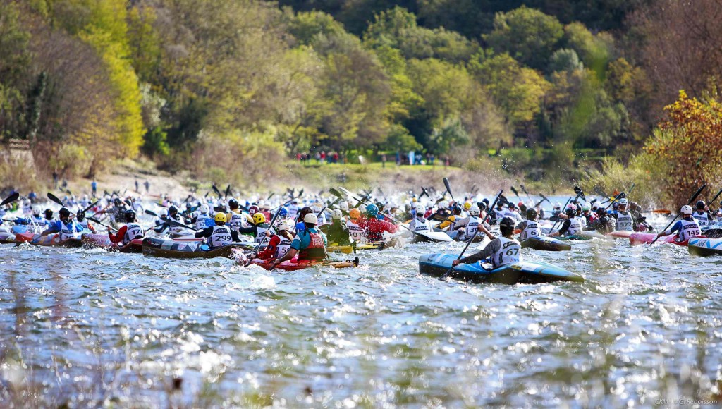 Kayak-Marathon-Ardeche-2013-depart_marathon_fin-gilles-reboisson