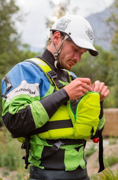 Test gilets de sauvetage - Kokatat HustleR